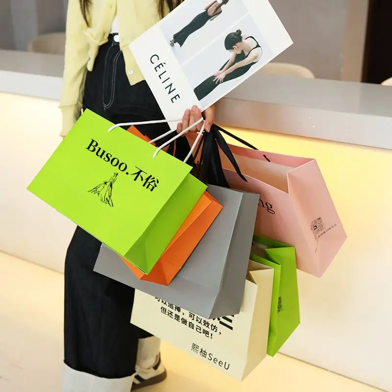 

100 pieces of custom handbags, gift bags, clothing store and beauty salon bags, cosmetic paper bags, personalized logo printing