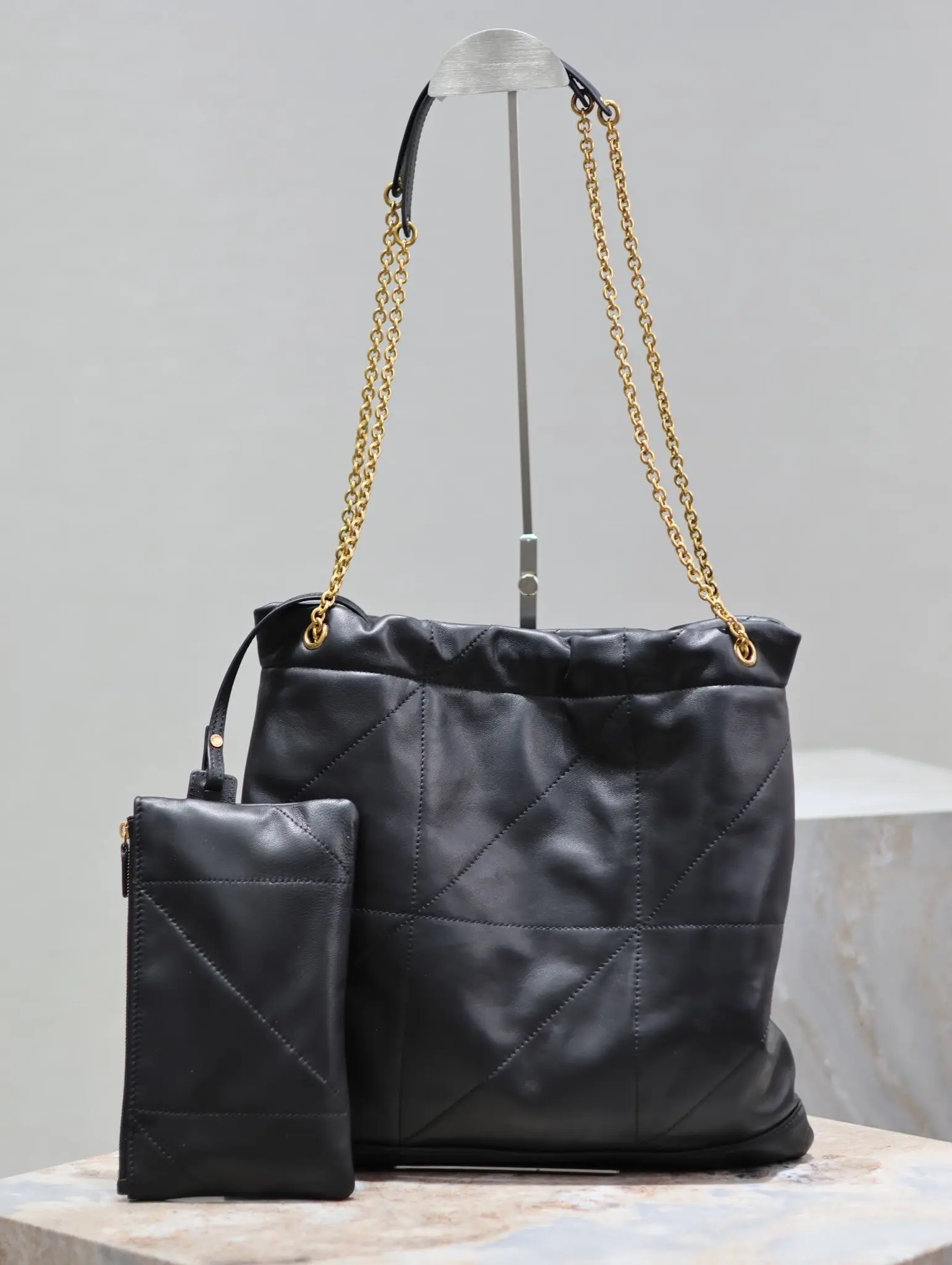 

New Women's Large Capacity Shoulder Bag Bucket Bag Chain Trash Bag Underarm Bag Fashion Handbag Soft Shape
