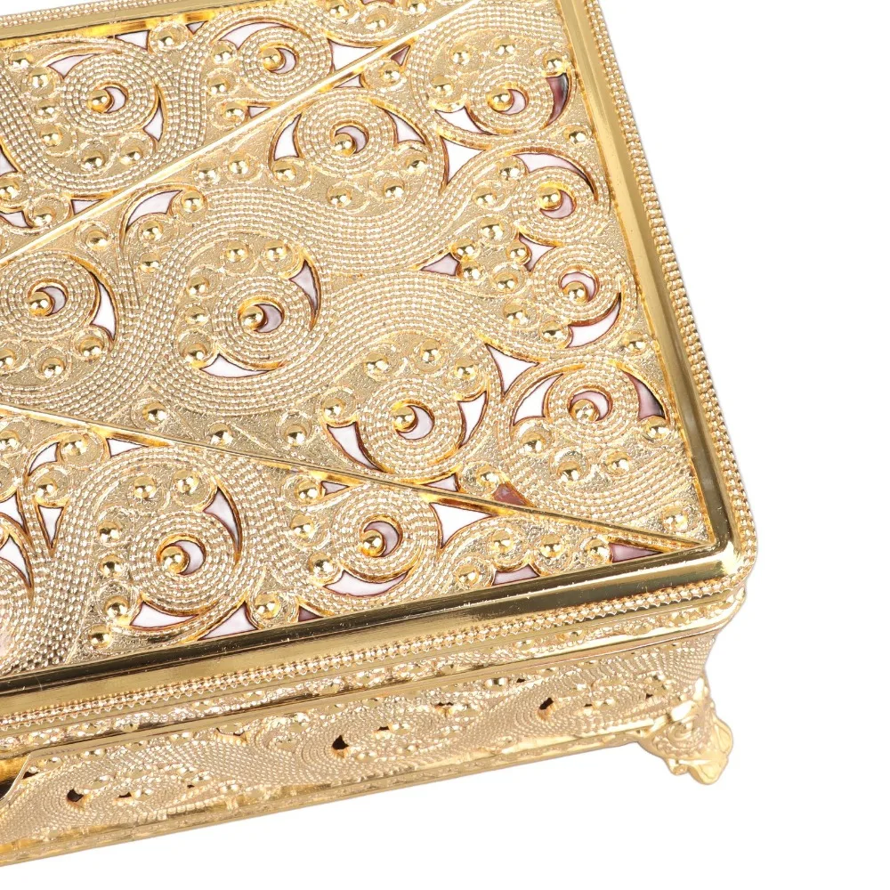 Soft Velvet Lining Metal Jewelry Box Gold Rectangle Treasure Chest Organizer Silver Vintage Trinket Box Earrings Rings Storage