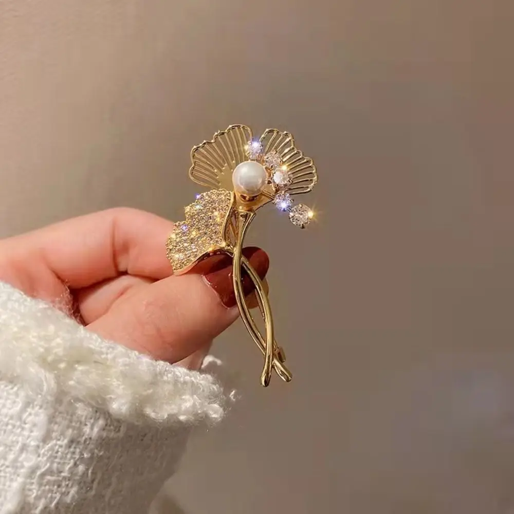 Rhinestone Tulip Flower Brooch Pearl Golden Jewelry Luxury Elegant Design Clothing Accessories Men Women