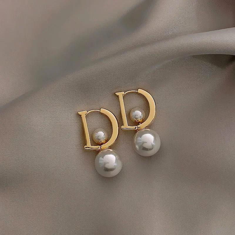 14K gold plated letter D pearl Korean new fashion jewelry earrings before after elegant women's daily versatile accessories