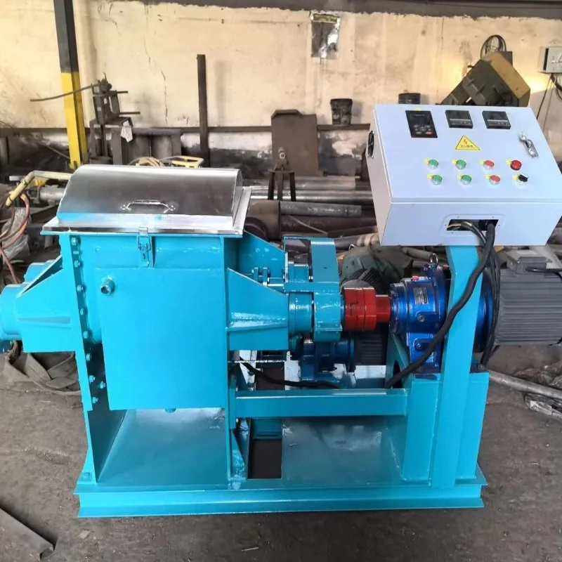 50 liters screw discharge electric heating vacuum kneading machine, vacuum kneading machine, silicone rubber kneading outlet