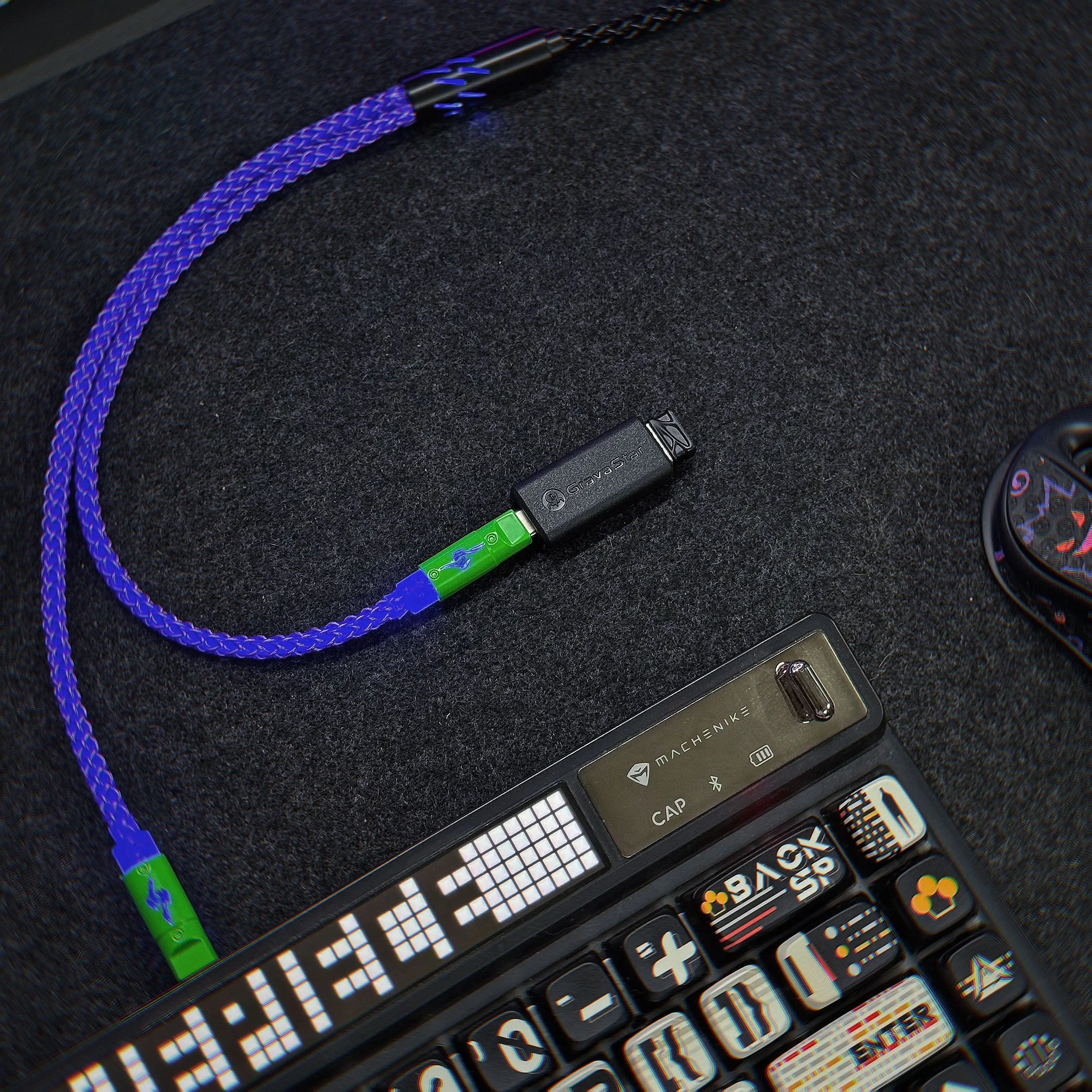 Custom OCC Glowing 1-to-2 Aviator Cable, 8K Braided Data Line for Magnetic Axis Keyboards & Wireless Mice Gift