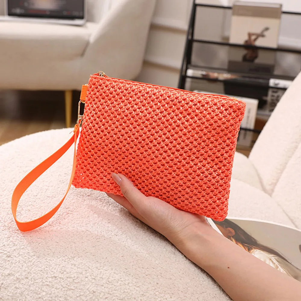 Women Clutch Bag Fashion Handmade Ladies Solid Wristlet Bag Girl Straw Woven Phone Coin Purse Beach Wallet Fresh Sweet