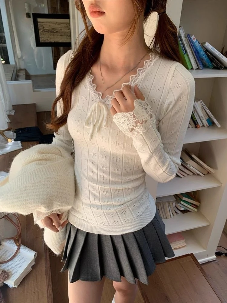 محبوك القوس بلايز النساء الملابس الخامس الرقبة الدانتيل المرقعة تونك تيز موضة الجوف خارج الكورية سليم تي شيرت مجسم 2025 Ropa Mujer #6