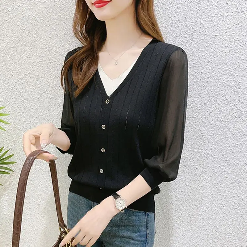 Female Clothing 7/4 Sleeve Spring Autumn New Tops for Women's V-Neck Loose Thin Ice Silk Knitted Button Patchwork Pullover