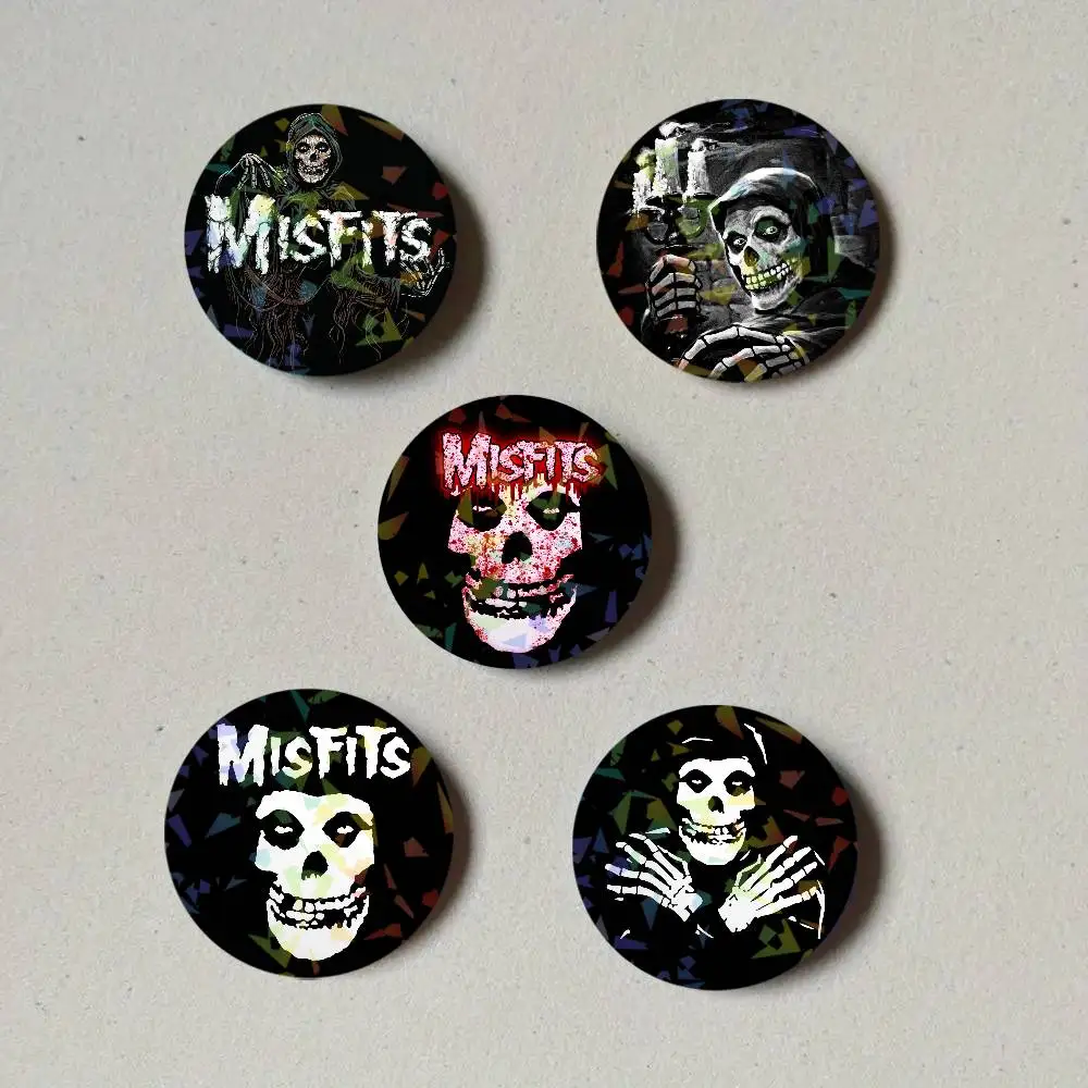Band M-Misfits Round Laser Badge Brooch Clothes Backpack Accessories Lapel Decoration Gift