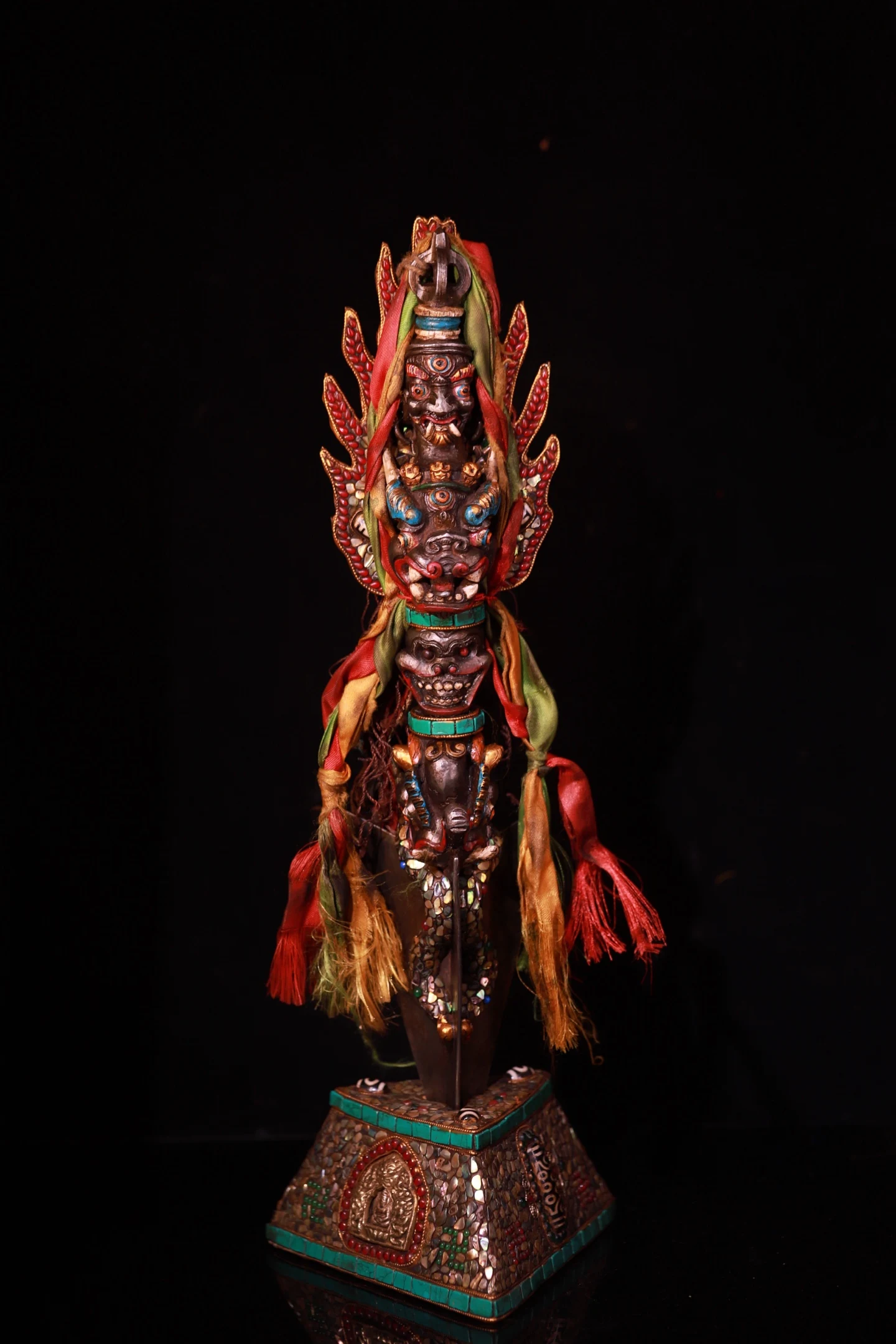 Old Tiantie Mosaic Gem gZi Beads Shell Turquoise Yamantaka Buddha Head Mahakala skull Dorje Vajra Phurpa prayer flag Base