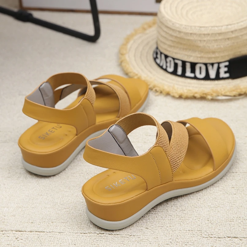 2024 Summer New Sweet Sports Style Women's Fashion Elastic Band Comfortable 4 CM Thick Sole Lightweight Beach Casual Sandals