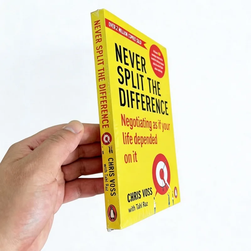 Never Split The Difference Negotiating As If Your Life Depended on It English Paperback Book
