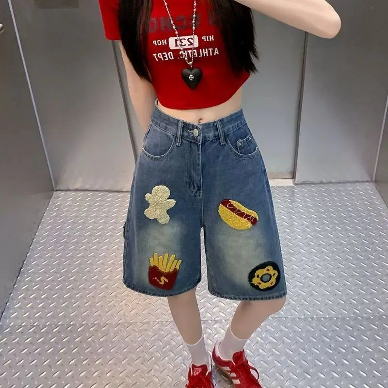 2026 Creative Petal Towel Embroidered Denim Shorts Men's And Women's Summer Old Design Washed Five-point Pants