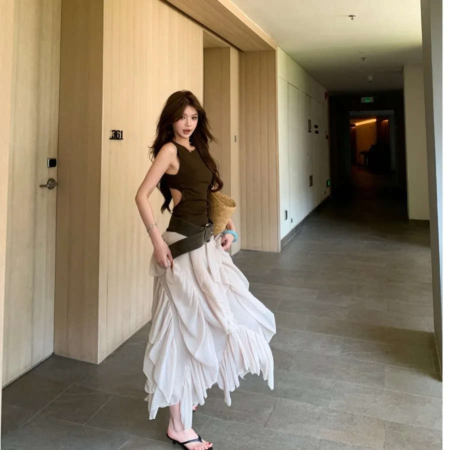 

Desert Travel Outfit Slimming Vest Asymmetrical Half Skirt Hollow Back Design Fashionable Summer Set for Young Women