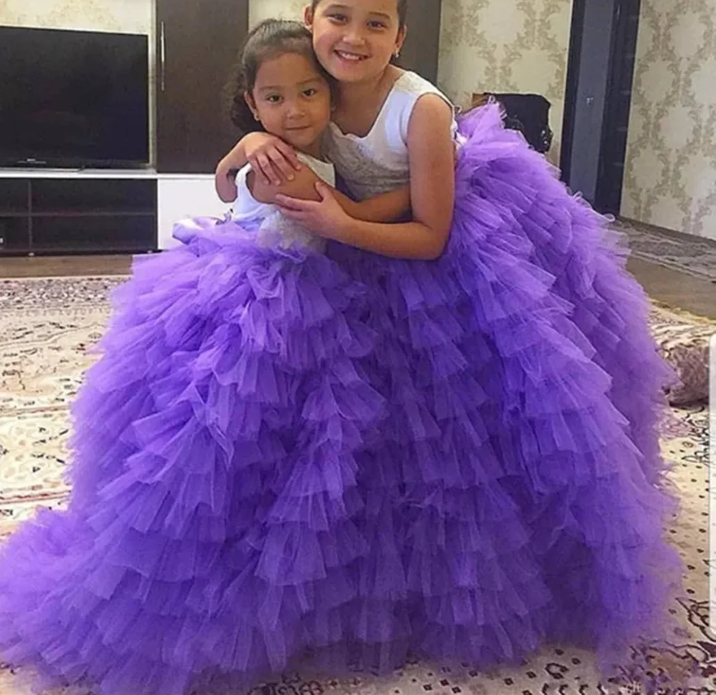 

Luxury Crystals Pearls Flower Girls Dresses For Wedding Ruffles Tiered Tulle Girls Birthday First Communion Party Gowns