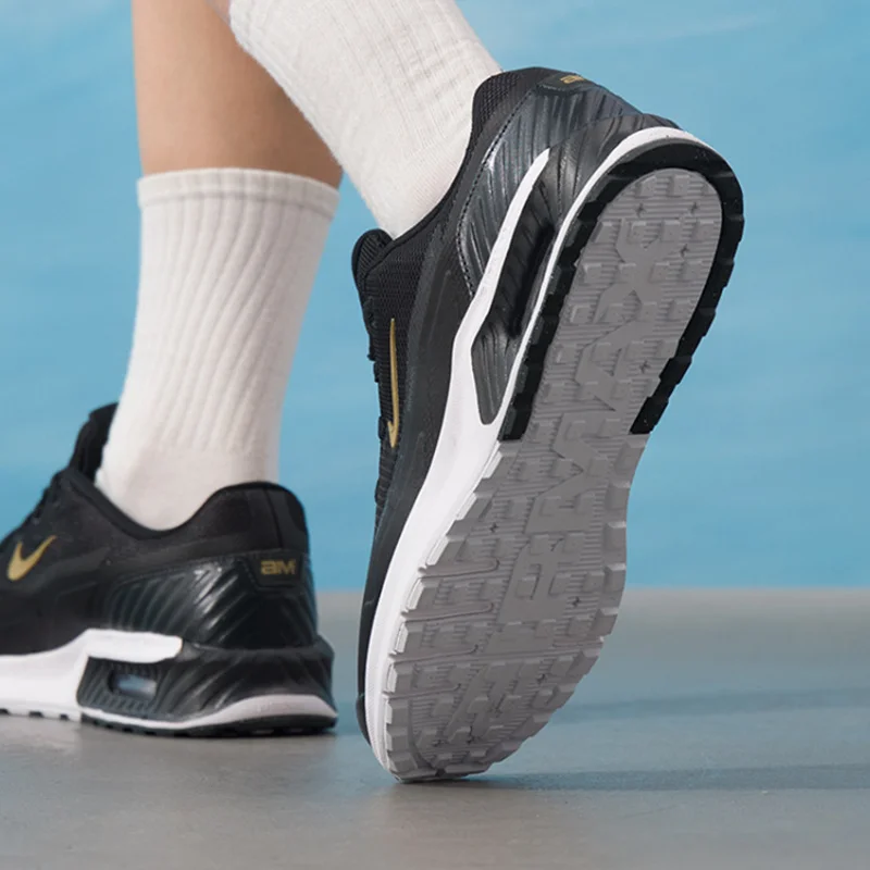 정품 나이키 에어맥스 비아 남성 캐주얼 신발, 2026 - Men Shoes Myntra 리뷰 및 가격
