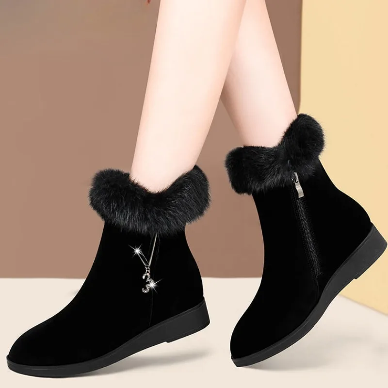 

Women's Winter Suede Snow Boots Black Thick Sole Plush Ankle Boots Comfortable Warm Side Zipper Boots Botines Para Mujeres