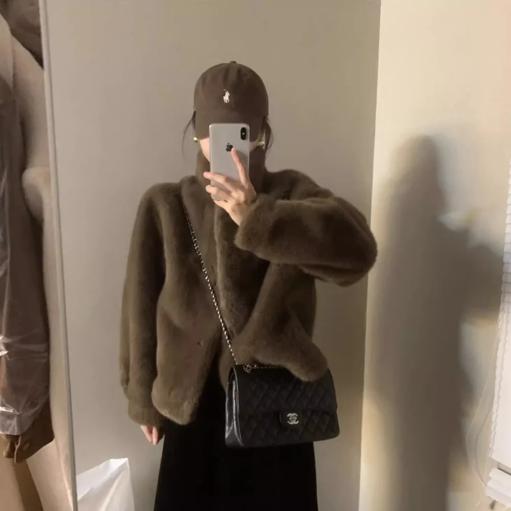 Dameswinterkorte nep-nertsbontjas uit 2025 met opstaande kraag Milieuvriendelijke bovenkleding in shearlingstijl