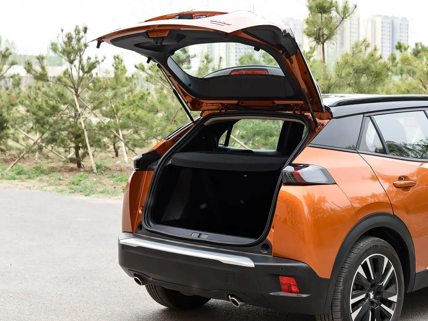 

2PCS Back Door Stay For Peugeot 2008 MK2 II 2019 2020-2023 2024 SUV Rear Tailgate Boot Gas Spring Struts Prop Lift Support