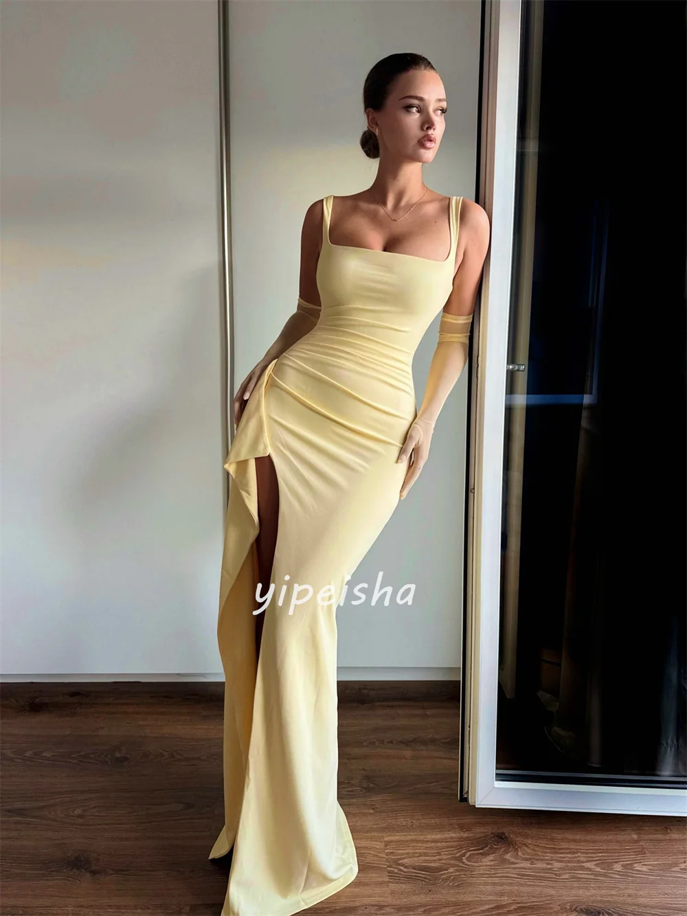 Abiti lunghi personalizzati eleganti semplici in jersey con sirena increspata e cinturino per spaghetti Abiti da cerimonia su misura Taglie disponibili abbinate