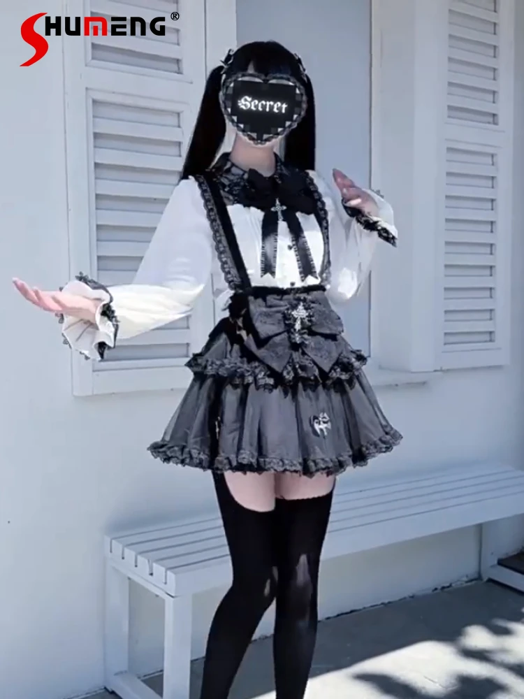 

Японский шахтный стиль, темные субкультуры, кружевной воротник, рубашки с длинными рукавами и бантом, тонкие короткие юбки трапециевидной формы с высокой талией, комплект из двух предметов для женщин