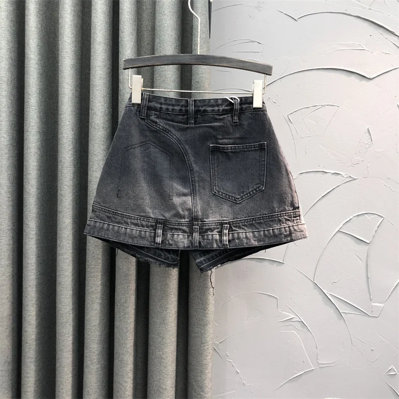 European fake two-piece denim shorts skirt for women's summer new fashionable patchwork pocket button A-line wide leg hot pants