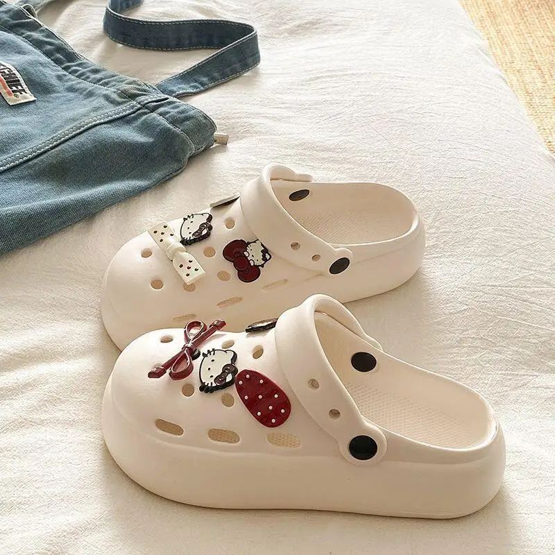 

New Eva Cartoon Soft Sole Height Increasing Thick Sole Garden Shoes for Women Wearing Summer 2026 Fashion Comfort Cool Slippers