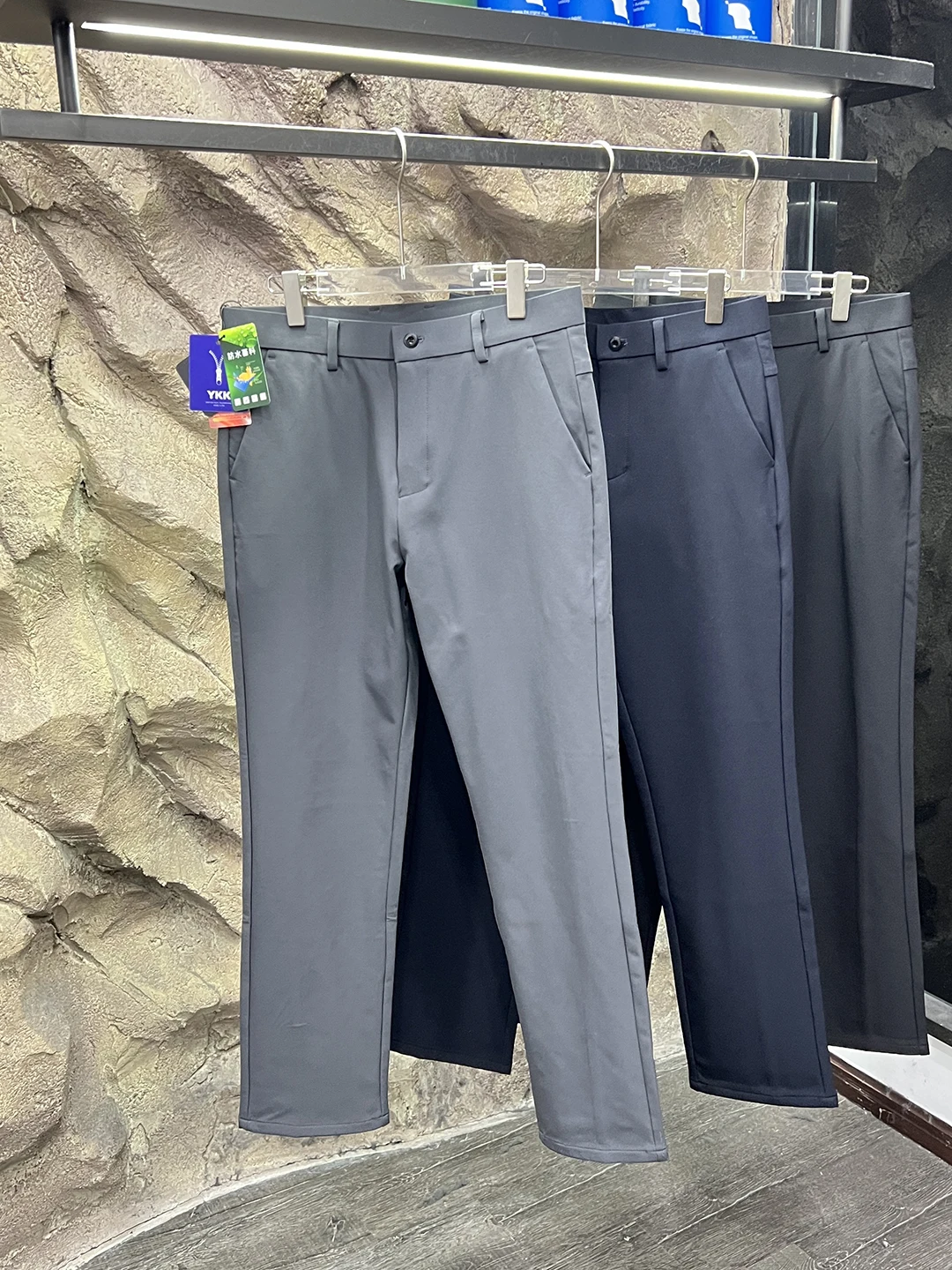 سراويل رجالية كاجوال قابلة للتنفس مبطنة حرارية مريحة وقابلة للتمدد للخريف والشتاء سراويل تقنية مقاومة للماء عالية...