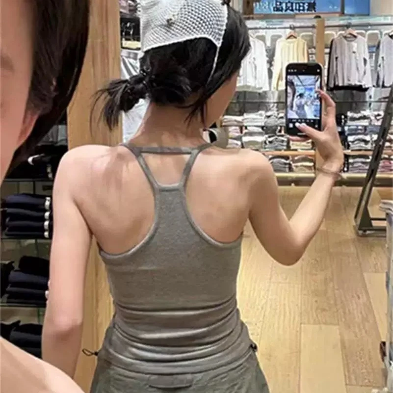 توب رياضي نسائي رمادي بتصميم عصري، ملابس داخلية وخارجية مع حشوة للصدر، سترة بحمالات وظهر مكشوف قطعة واحدة #2