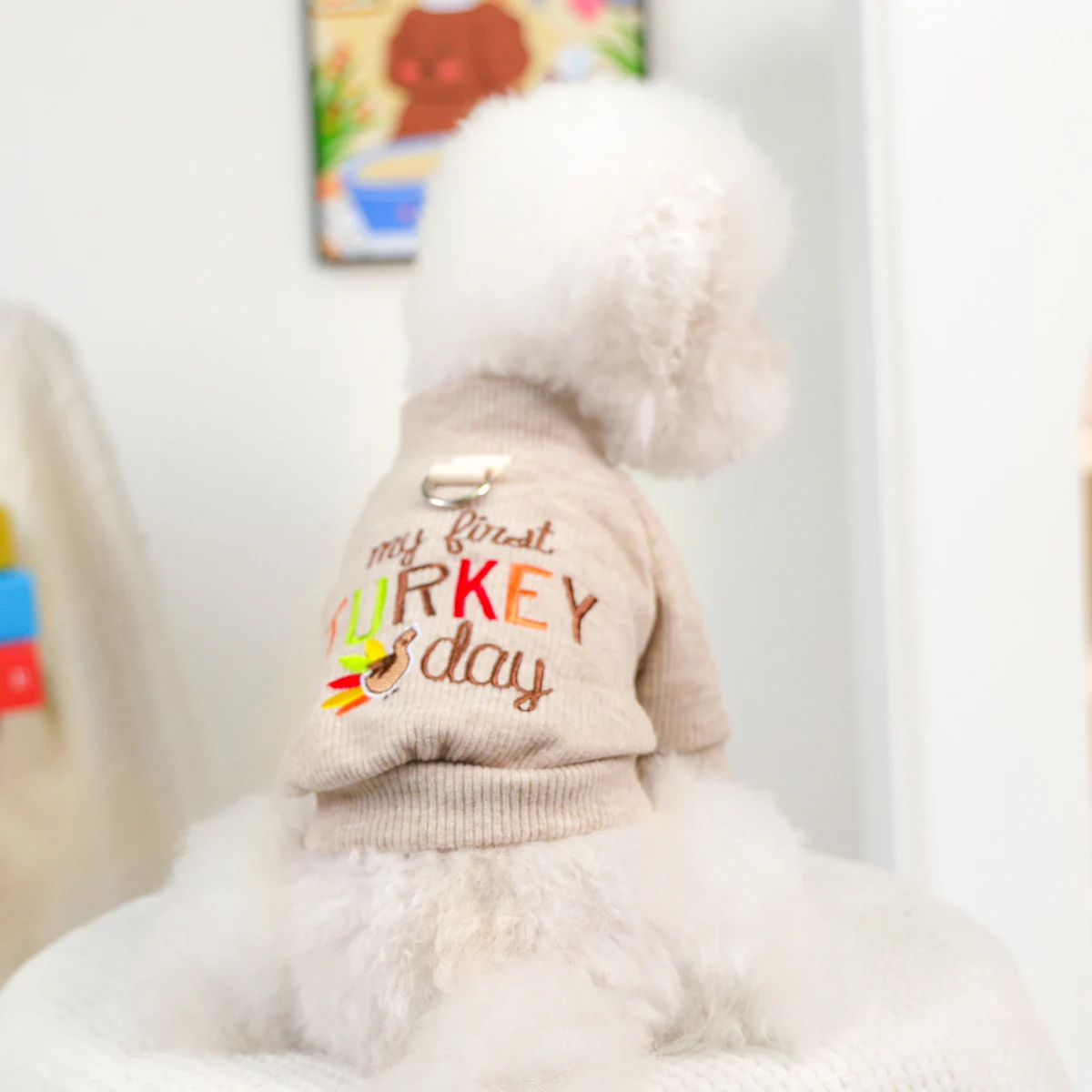 عيد الشكر تركيا طاقم الرقبة الكلب الملابس الحيوانات الأليفة القط الكلب يرتدي سترة حرارية مع نص مطرز ملون على الظهر