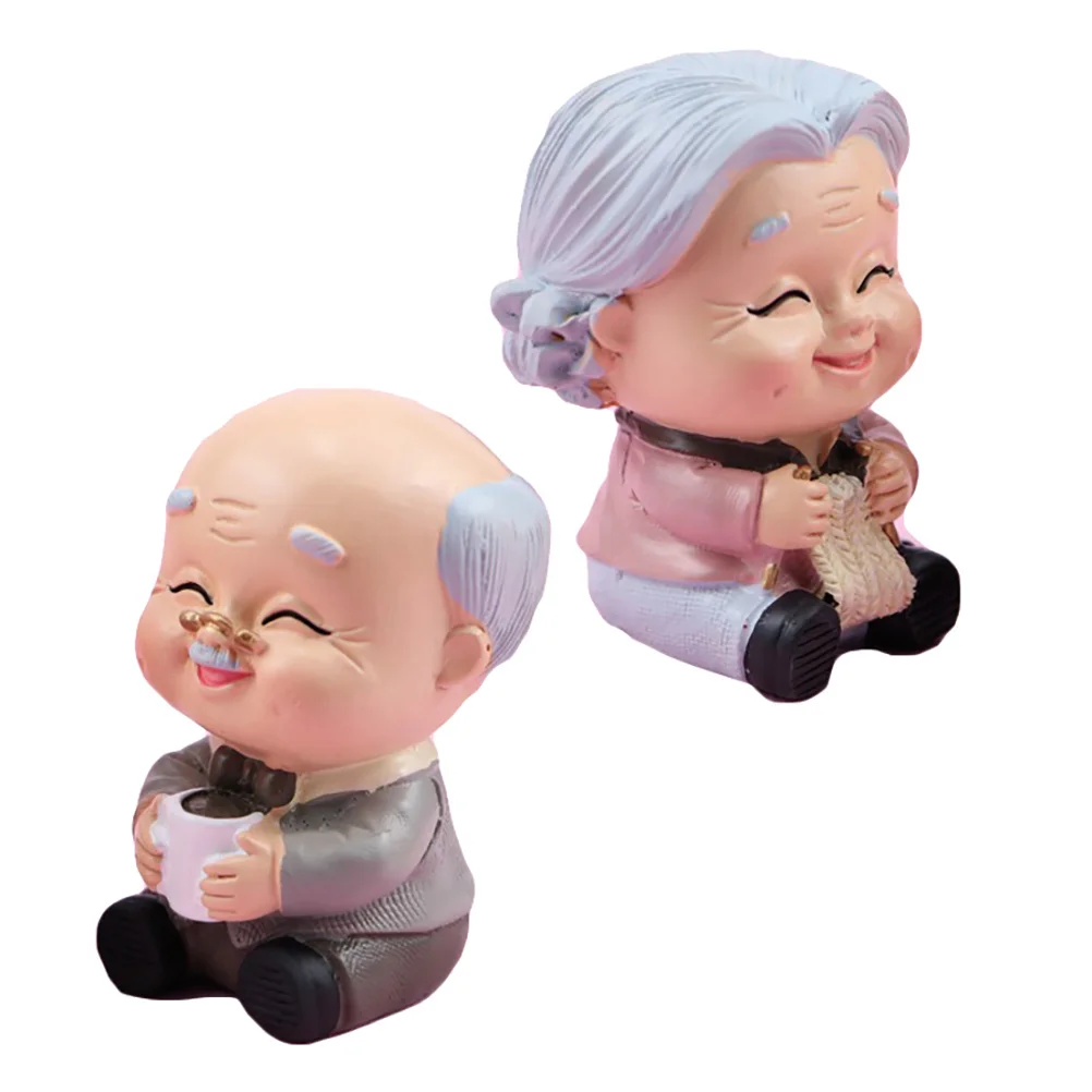 

2Pcs Resin Cake Toppers Baking Supplies Cake Adornments Cute Old Couple Statue for Bedroom Sitting Room Dining Table