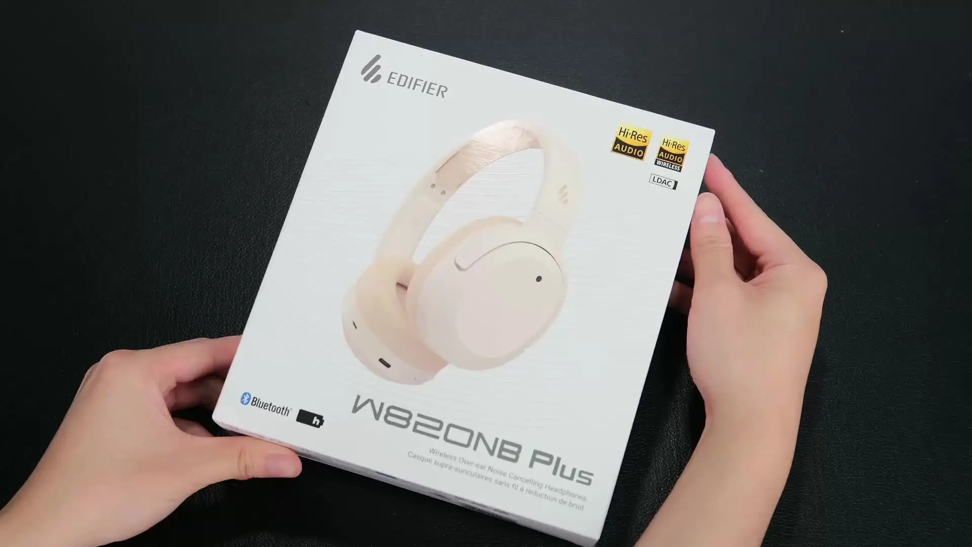 EDIFIER W820NB Plus 2025 49dBノイズキャンセリング Bluetooth 6.1