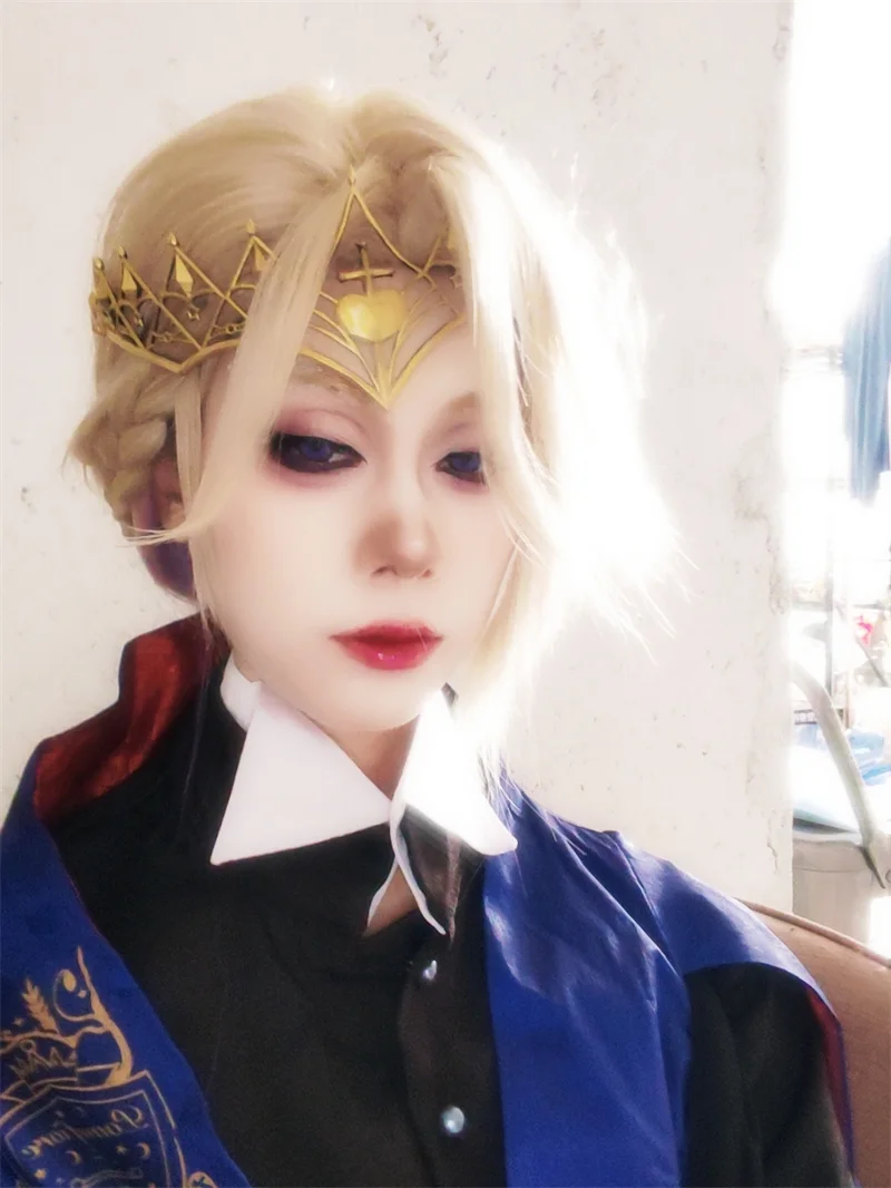 

1pcs Twisted Wonderland Vil Schoenheit Cosplay Crown Headgear Halloween Cosplay Accessory Props