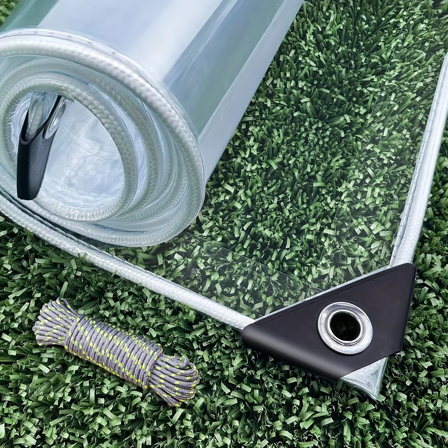 

Эксперт водонепроницаемый на открытом воздухе! Прозрачный утолщенный брезент из ПВХ, прочный, с металлическими люверсами и усиленными краями. Это ветрозащита.