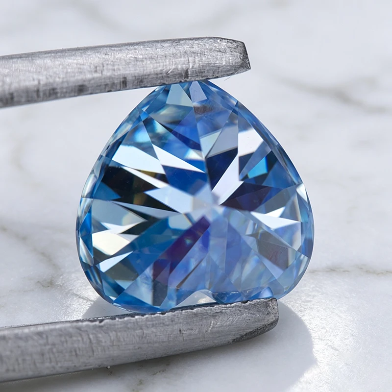 Moissanit-Stein in Eisblauer Farbe, Herzschliff, Laborgezüchteter Edelstein für DIY-Charms und Schmuckherstellung, Besteht Diamanttester mit Zertifikat – Detail 6