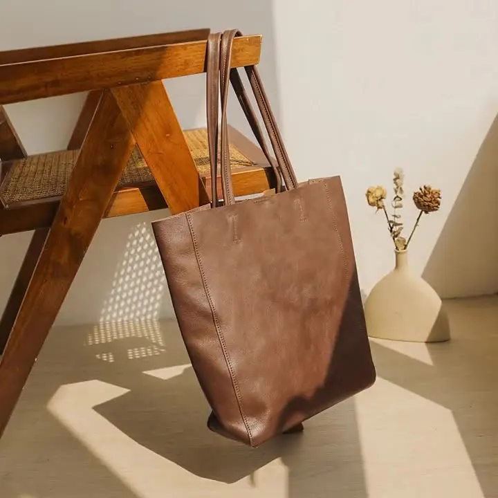 

Luxury Fashion Bags for Women Designer Style Handbags High Quality Shoulder Tote Purse for Work and Travel