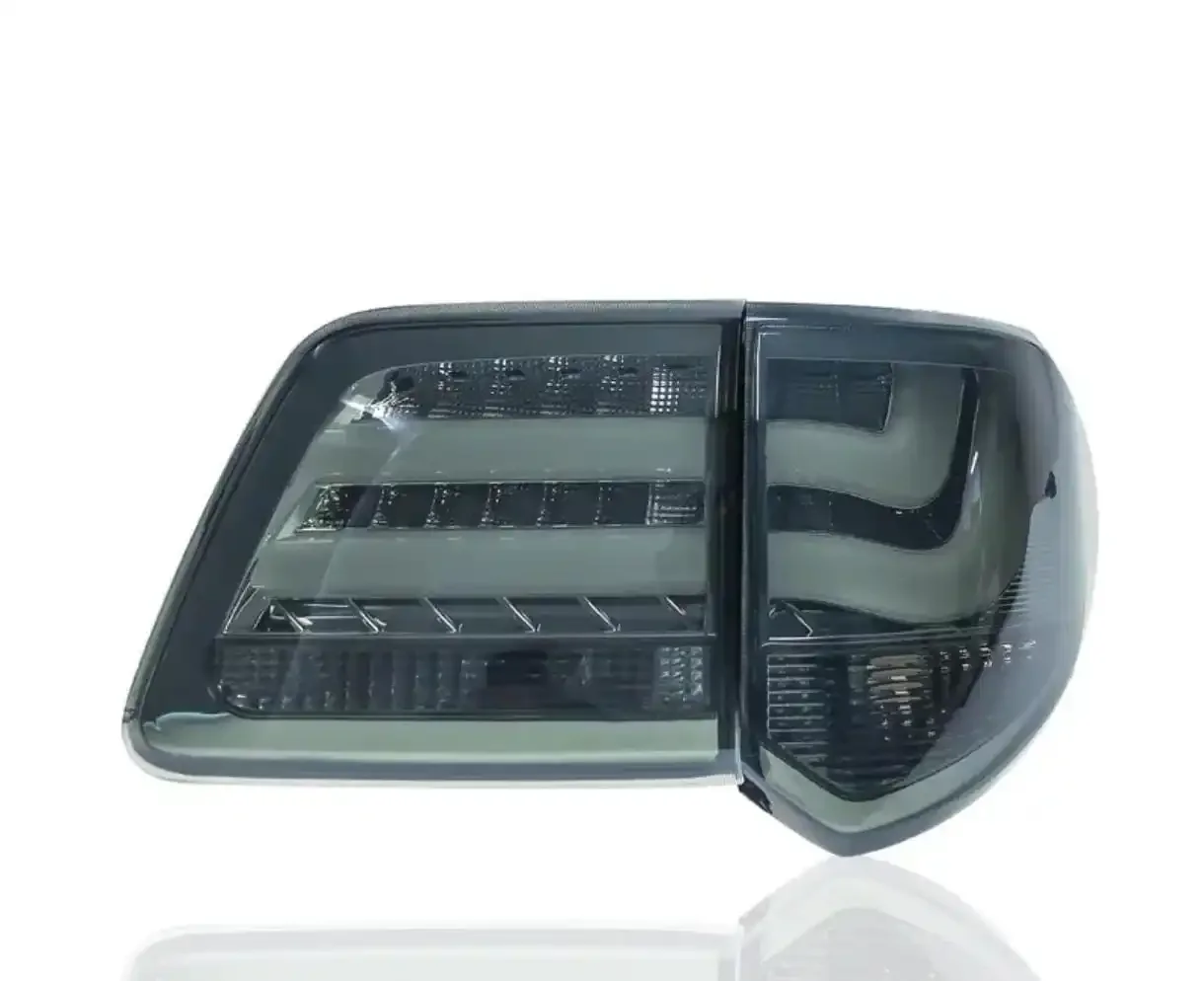 

Factory Hot Selling Factory Wholesale LED Tail Lights For 2012-2015 For Fortuner Model 4x4 Offroad Accessories Rear Smoke
