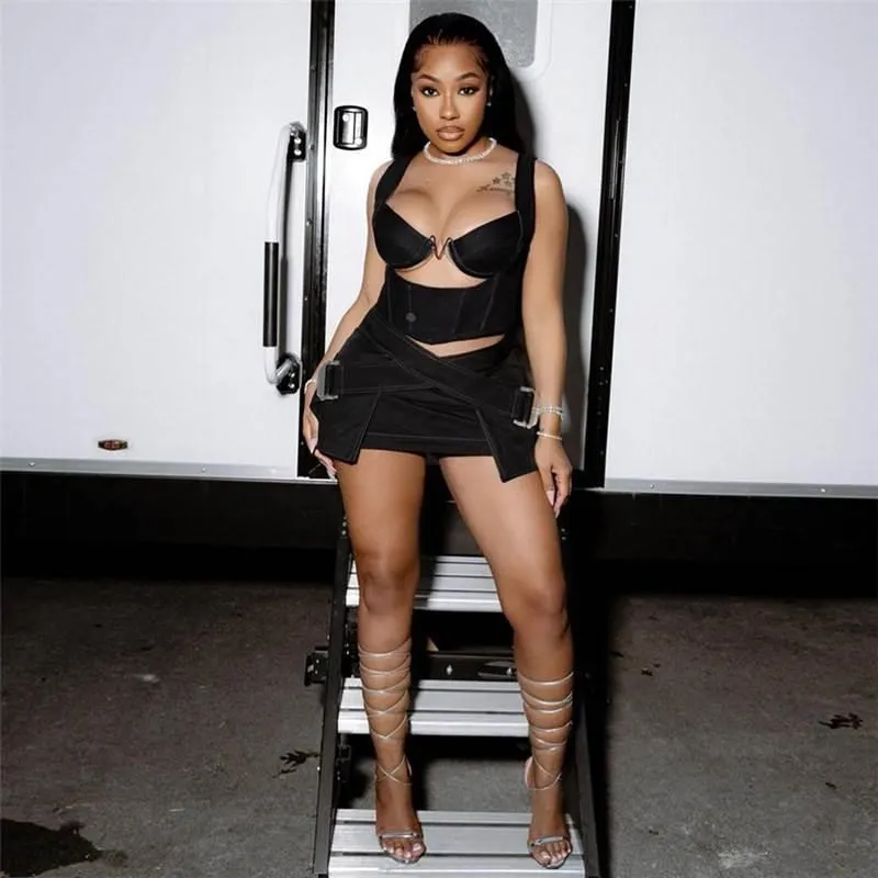 

2024 Women's Two-Piece Set Dr Hollow out Tank Tops Faionable Autumn Outfit Comfortable Lyocell Material Mid-Aged Suitable