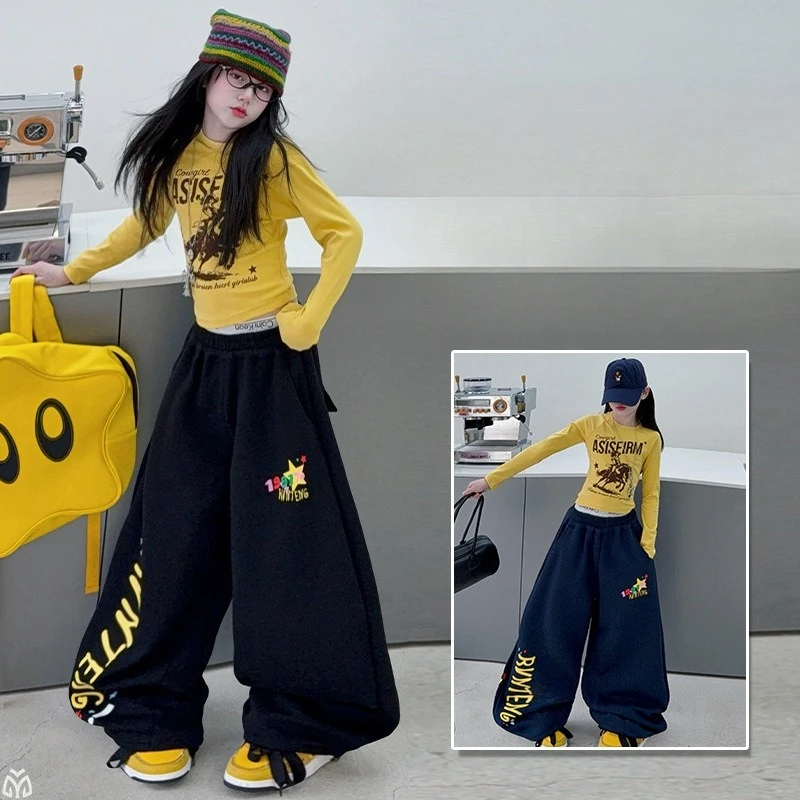 

2026 Girls Spring Set, American Retro Sweet & Cool Tee with Loose Letter Print Wide Leg Sweatpants