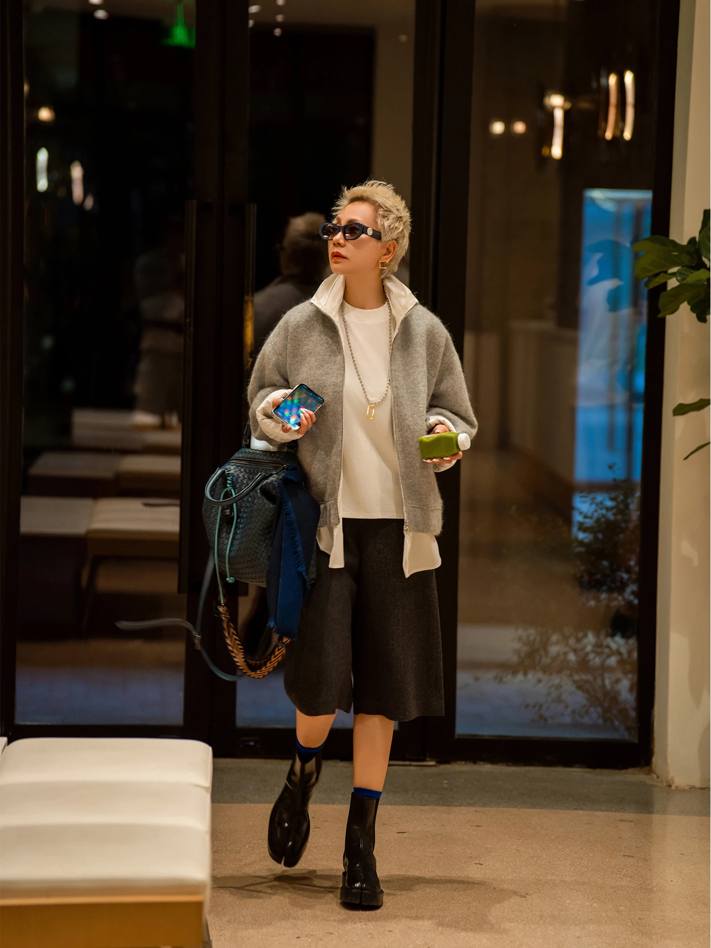 

Осенняя верхняя одежда для женщин MGX Mo Qian ey Fuzz: повседневная свободная куртка средней длины из смесовой шерсти с длинными рукавами