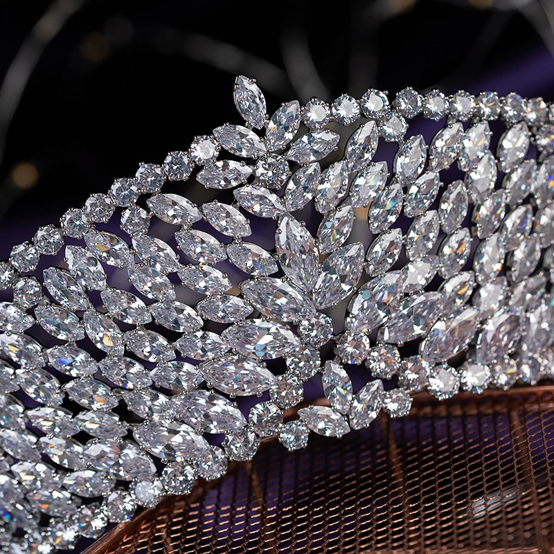 Tiaras and Crown HADIYANA Vintage And Delicate Wedding Hair Accessories BC4649 Hair Jewelry Zirconia Corona Princesa