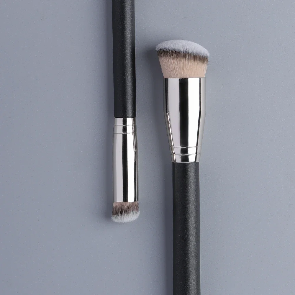 1 brocha de maquillaje corrector, corrector pequeño de cobertura completa, brocha de maquillaje redonda en ángulo, herramientas de belleza