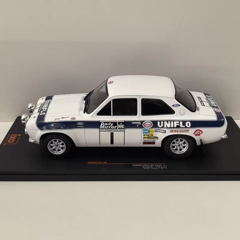 

IXO масштаб 1/18 ESCORT MK1 RS 1600 1973, модель автомобиля из сплава, статическая коллекция, украшенная праздничная игрушка