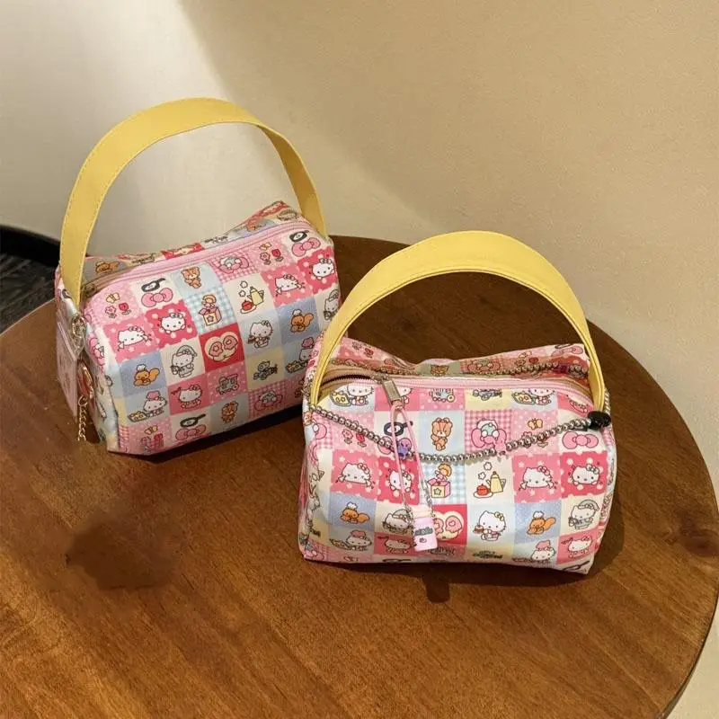 

Kawaii Sanrio Hello Kitty с принтом мультфильма, портативная сумка для хранения косметики, большая вместительная сумка для девочек, креативные подарки на день рождения