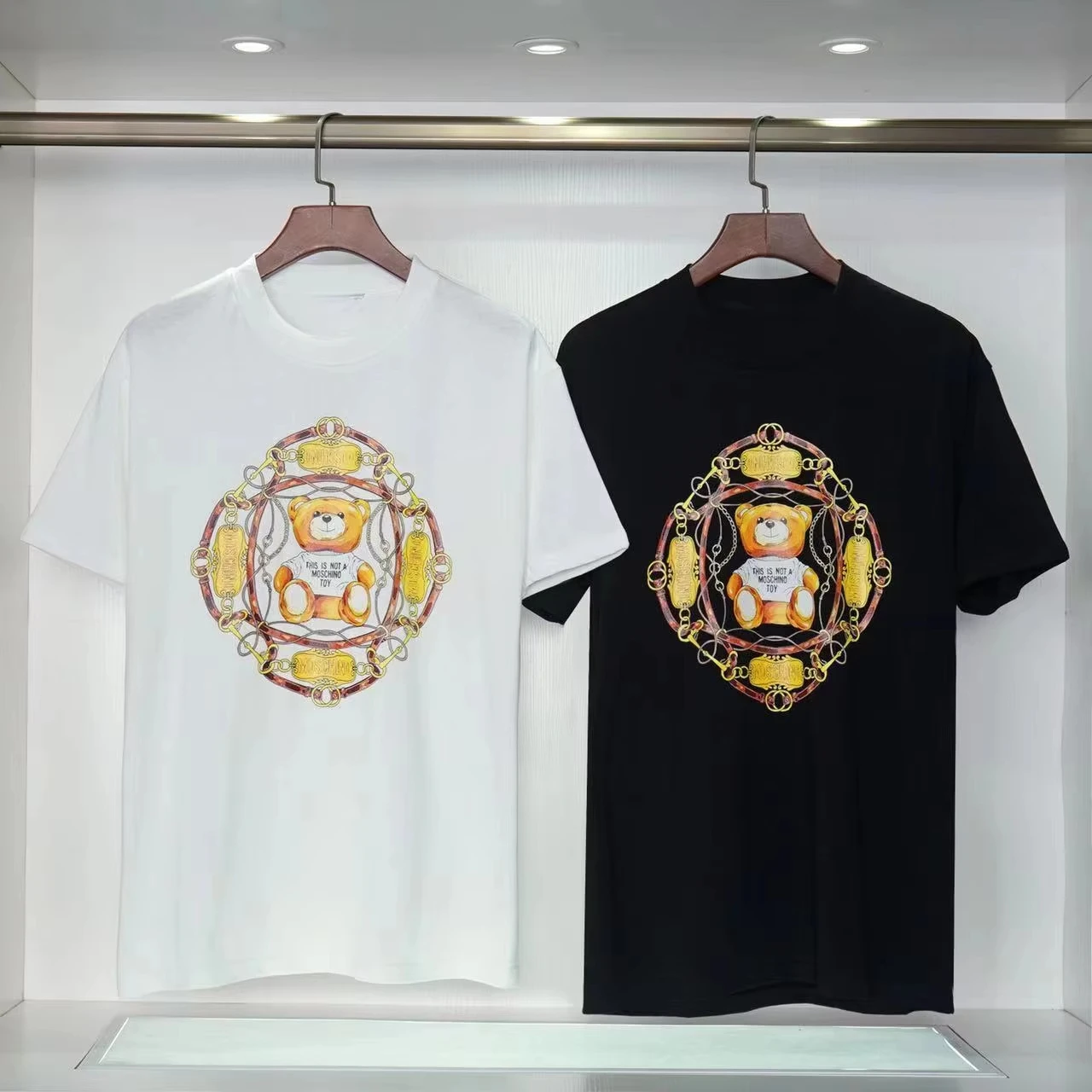 

Mos New Loose Graffiti Bear Print Short Sleeve Cotton T-shirt Top Men and Women Korean Version of The Same