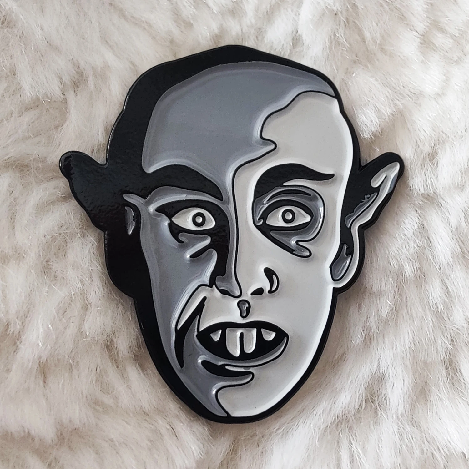 Vampire Goth Horror Movie Halloween Enamel Pin Brooches Bag Lapel Badge Jewelry Gift for Kids Friend