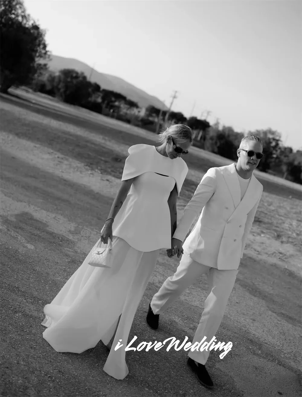 Abito da ballo con mantella staccabile giallo chiaro Semplice A-line in chiffon con spacco laterale Abiti eleganti da sera lunghi fino al pavimento Pieghettato Personalizza