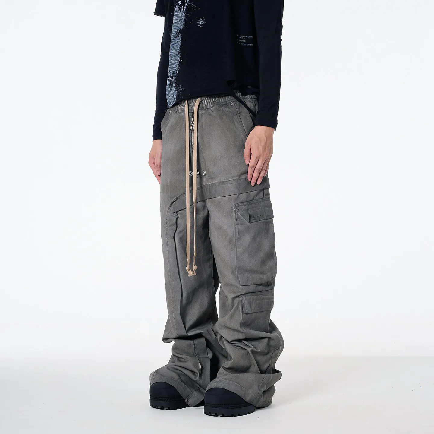 Fashion American Retro Visual Spray Dirty Distressed Multi-Pocket Wide Leg Mop Cargo Jeans