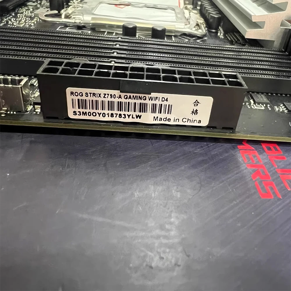 

Z790-A Игровая материнская плата WiFi D4 LGA1700 ATX Z790 DDR4