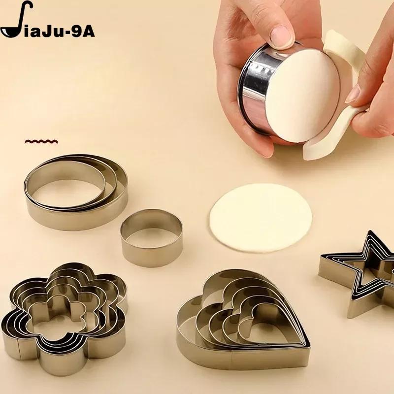 Stainless Steel Cookie Mold Geometric Circle Love Plum Blossom Five-piece Wrap with Dumpling Skin Mousse Ring Baking Set