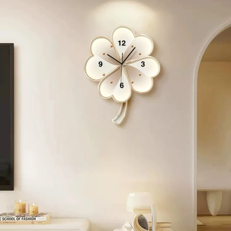 Fashion Nordic Wall Clocks Luxury Living Room Aesthetic Modern Clock Wall Minimalist Design Horloge Murale Ornaments Home Decor