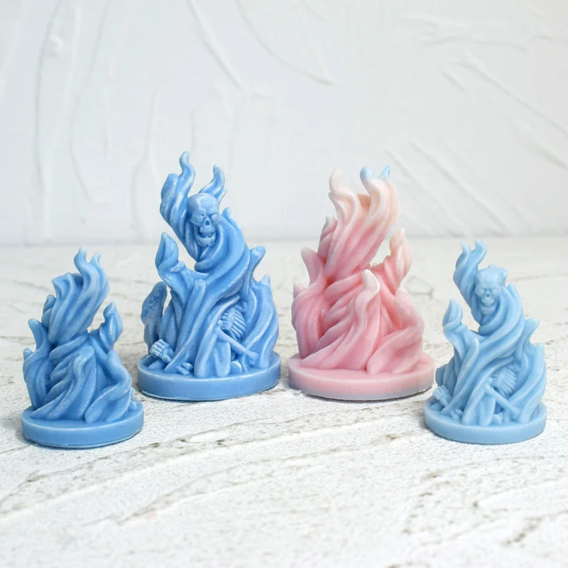 

3D Flame Skull Candle Silicone Mold DIY Handmade Halloween Demon Aromatherapy Candle Plaster Resin Making Mould Halloween Decor